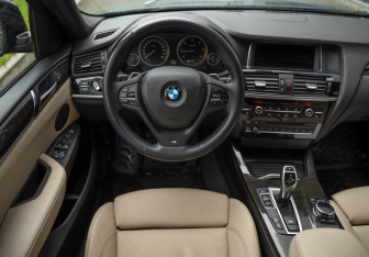 Подержанный автомобиль BMW X4 2014 года (12 фото)