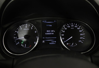 Подержанный автомобиль Nissan X-Trail 2020 года (11 фото)