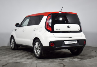 Подержанный автомобиль Kia Soul 2018 года (7 фото)
