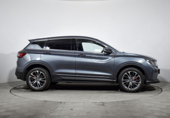 Подержанный автомобиль Geely Coolray 2021 года (4 фото)