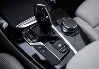 Подержанный автомобиль BMW X4 2019 года (22 фото)