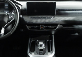 Подержанный автомобиль Haval Jolion 2024 года (14 фото)