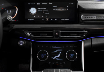 Подержанный автомобиль Exeed VX 2023 года (17 фото)