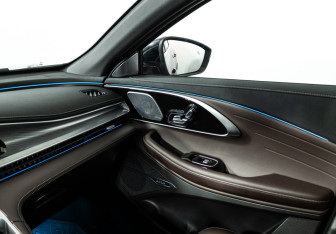Подержанный автомобиль Exeed TXL 2024 года (18 фото)