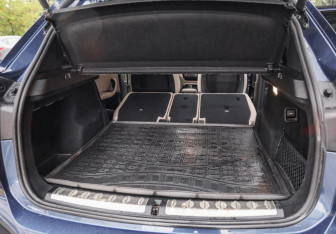 Подержанный автомобиль BMW X1 2021 года (27 фото)