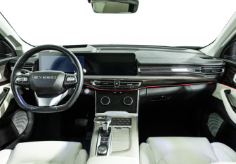 Подержанный автомобиль Exeed VX 2022 года (13 фото)