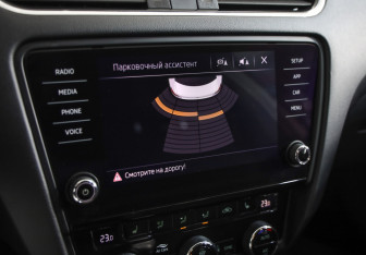 Подержанный автомобиль Skoda Octavia Liftback 2018 года (12 фото)
