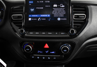 Подержанный автомобиль Hyundai Solaris Sedan 2021 года (16 фото)