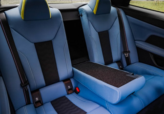 Подержанный автомобиль BMW M4 Coupe 2024 года (33 фото)