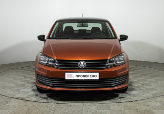 Подержанный автомобиль Volkswagen Polo Sedan 2018 года (2 фото)