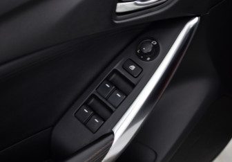 Подержанный автомобиль Mazda 6 Sedan 2014 года (14 фото)