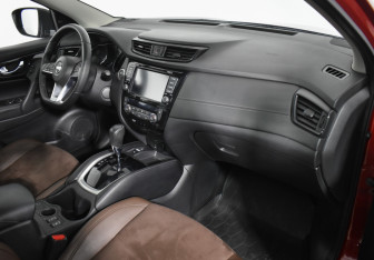 Подержанный автомобиль Nissan Qashqai 2021 года (12 фото)