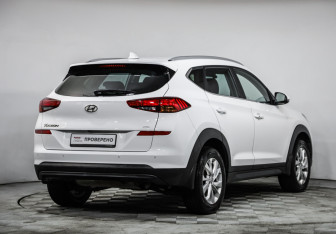 Подержанный автомобиль Hyundai Tucson 2018 года (5 фото)