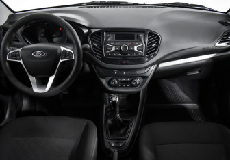 Подержанный автомобиль LADA (ВАЗ) Vesta Sedan 2019 года (11 фото)