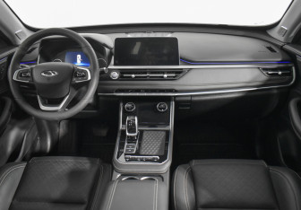 Подержанный автомобиль Chery Tiggo 8 2024 года (13 фото)