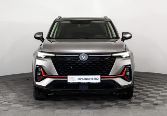 Подержанный автомобиль Changan CS35PLUS 2023 года (4 фото)