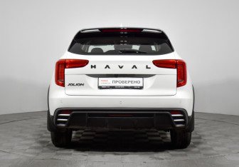 Подержанный автомобиль Haval Jolion 2024 года (6 фото)