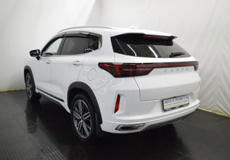 Подержанный автомобиль Exeed LX 2024 года (7 фото)