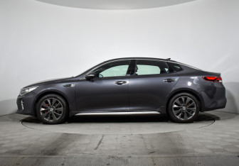 Подержанный автомобиль Kia Optima Sedan 2016 года (8 фото)
