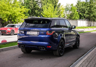 Подержанный автомобиль Land Rover Range Rover Sport 2020 года (6 фото)