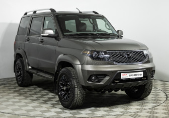 Подержанный автомобиль УАЗ Patriot 2018 года (3 фото)