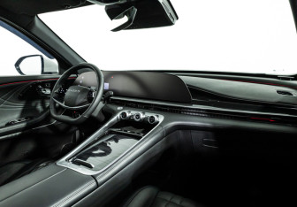 Подержанный автомобиль Exeed RX 2024 года (9 фото)