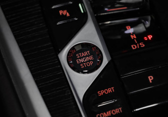 Подержанный автомобиль BMW X6 2024 года (40 фото)