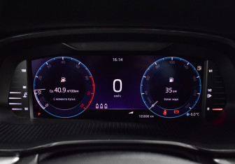 Подержанный автомобиль Skoda Octavia Liftback 2021 года (20 фото)