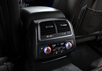 Подержанный автомобиль Audi A6 allroad 2016 года (14 фото)