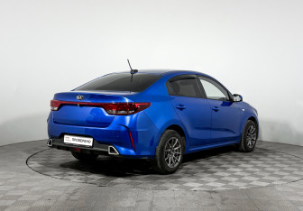 Подержанный автомобиль Kia Rio Sedan 2021 года (5 фото)
