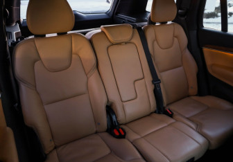 Подержанный автомобиль Volvo XC90 2017 года (29 фото)