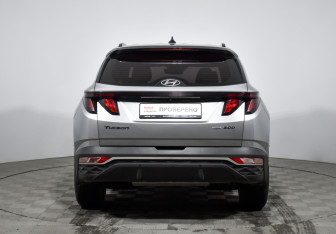 Подержанный автомобиль Hyundai Tucson 2021 года (6 фото)