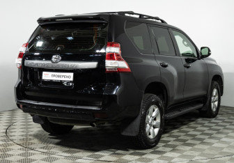 Подержанный автомобиль Toyota Land Cruiser Prado 2013 года (5 фото)