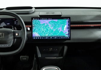 Подержанный автомобиль Zeekr X 2023 года (14 фото)