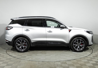 Подержанный автомобиль Chery Tiggo 7 Pro Max 2024 года (4 фото)