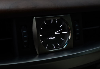 Подержанный автомобиль Lexus LX 2016 года (17 фото)