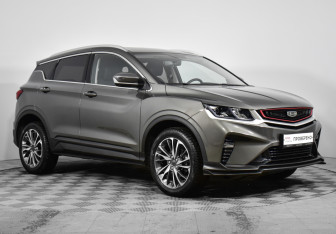 Подержанный автомобиль Geely Coolray 2022 года (3 фото)