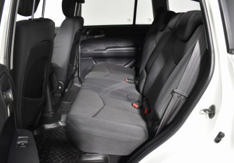 Подержанный автомобиль SsangYong Kyron 2012 года (11 фото)