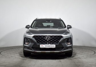 Подержанный автомобиль Hyundai Santa Fe 2019 года (2 фото)