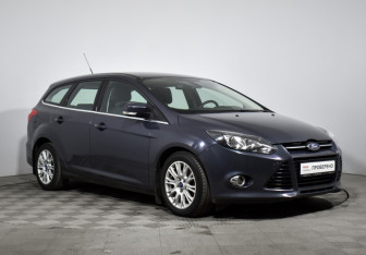 Подержанный автомобиль Ford Focus Wagon 2013 года (3 фото)