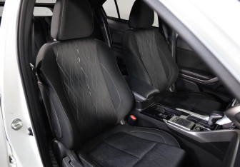 Подержанный автомобиль Mitsubishi Eclipse Cross 2019 года (24 фото)