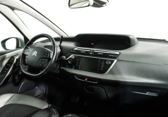 Подержанный автомобиль Citroen C4 SpaceTourer 2019 года (9 фото)