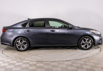 Подержанный автомобиль Kia Forte Sedan 2019 года (4 фото)