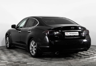 Подержанный автомобиль Infiniti M Sedan 2012 года (8 фото)