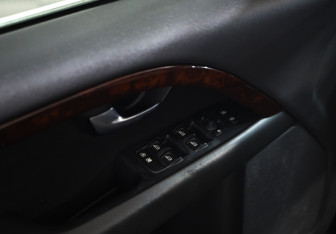 Подержанный автомобиль Volvo S80 2008 года (18 фото)