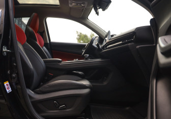 Подержанный автомобиль Changan CS55PLUS 2024 года (32 фото)