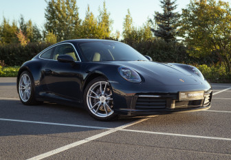 Подержанный автомобиль Porsche 911 Coupe 2021 года (7 фото)