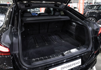 Подержанный автомобиль BMW X6 2023 года (39 фото)