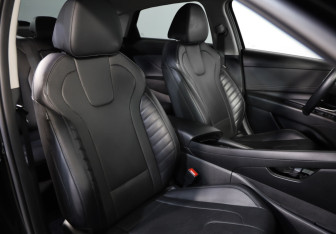 Подержанный автомобиль Hyundai Elantra Sedan 2021 года (24 фото)