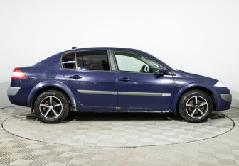 Подержанный автомобиль Renault Megane Sedan 2006 года (4 фото)